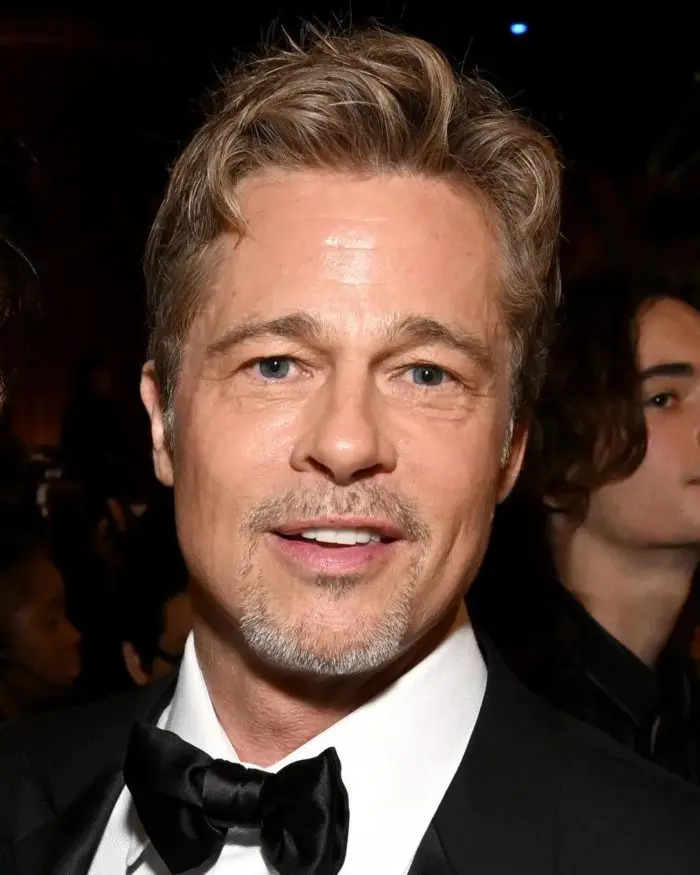 Brad Pitt con occhi profondi