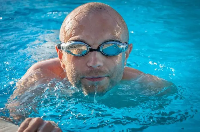 Come scegliere gli occhiali per triathlon