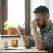 Come si causa l'affaticamento oculare?