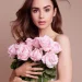 Lily Collins con sopracciglia folte
