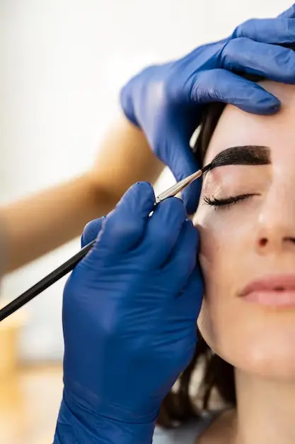 Microblading Vs Tatuaggio: Differenze e Somiglianze