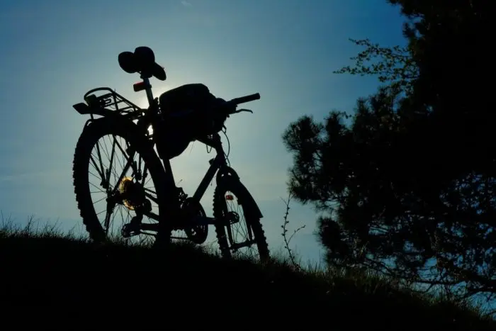 Migliori occhiali per mountain bike notturna