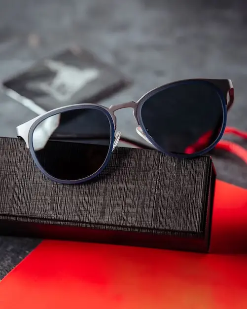 Wiley X vs Oakley